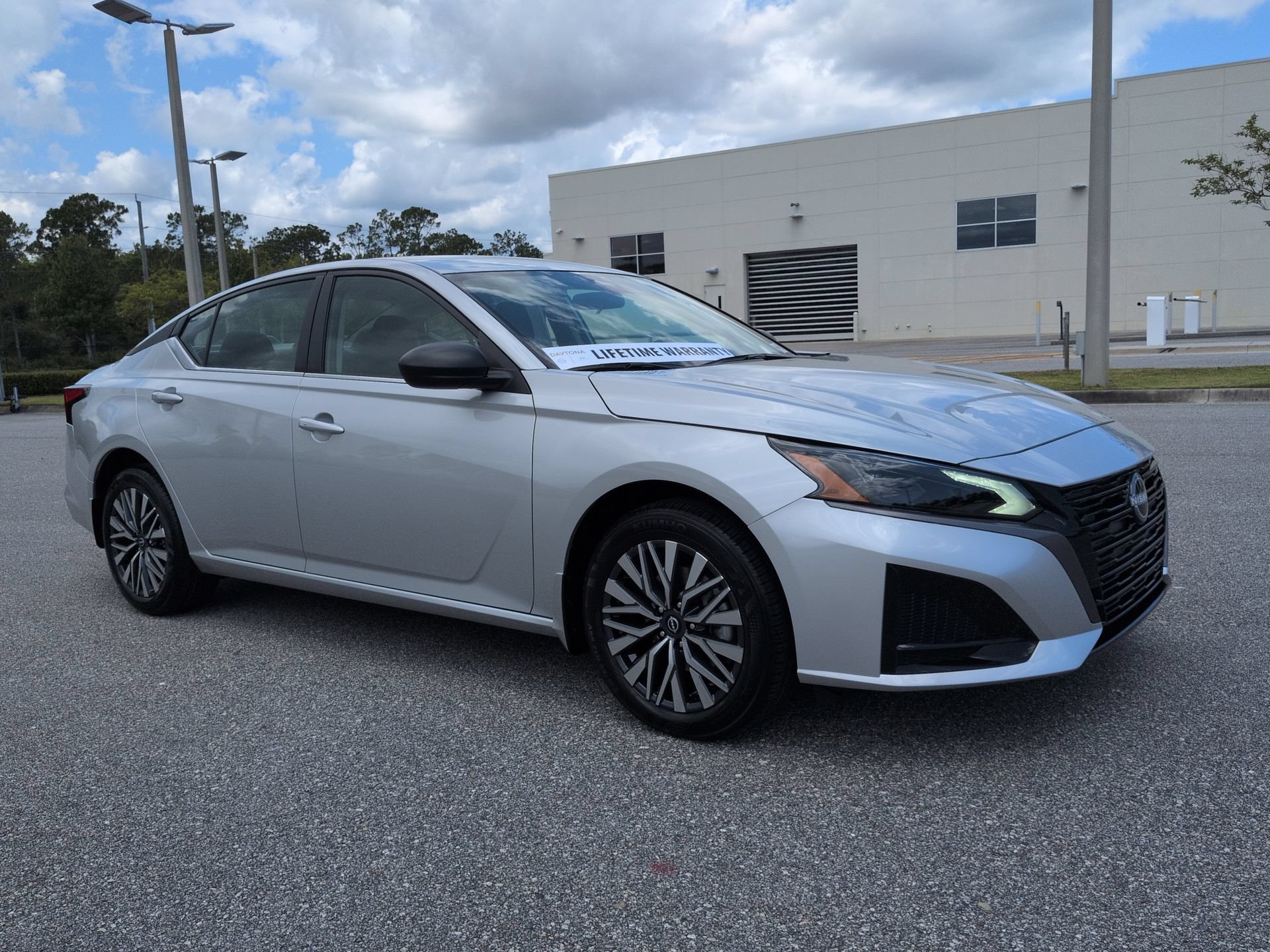 New 2026 Nissan Altima 2.5 SV AWD/4WD image 3
