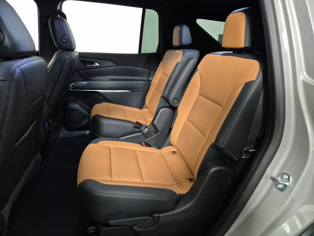 New 2027 Chevrolet Traverse Z71 w/ Driver Confidence Package AWD/4WD image 23