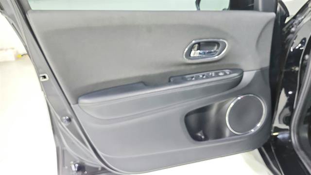Used 2022 Honda HR-V EX image 20