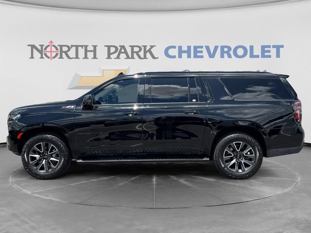Certified 2023 Chevrolet Suburban Z71 w/ Luxury Package AWD/4WD image 6