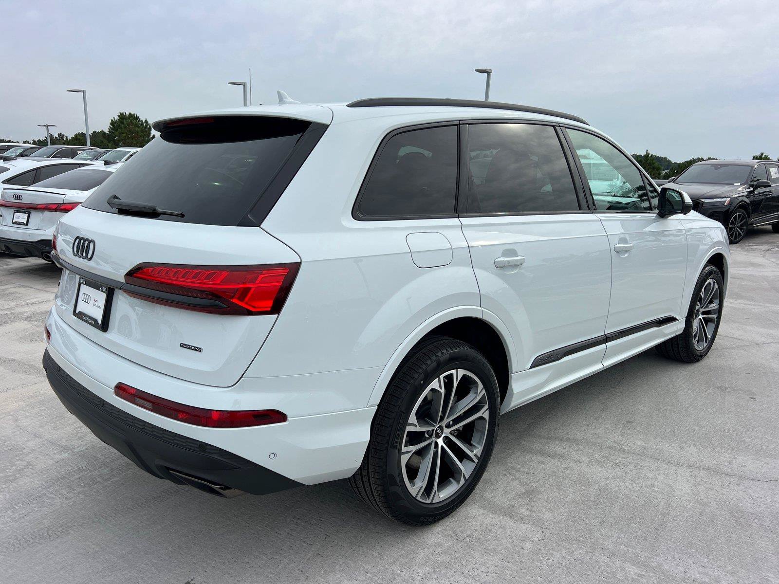 New 2026 Audi Q7 2.0T Premium AWD/4WD image 5
