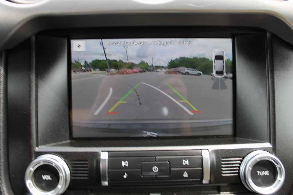 Used 2018 Ford Mustang Premium RWD image 20