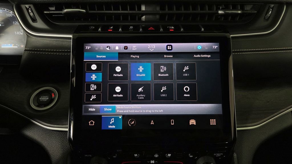 Used 2023 Jeep Grand Cherokee Limited w/ Luxury Tech Group II image 23