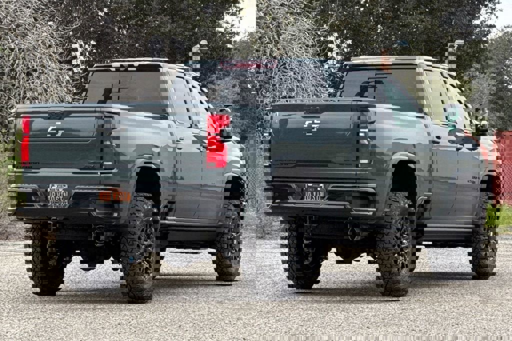 New 2026 Chevrolet Silverado 2500 ZR2 w/ LPO, Dark Essentials Package image 4