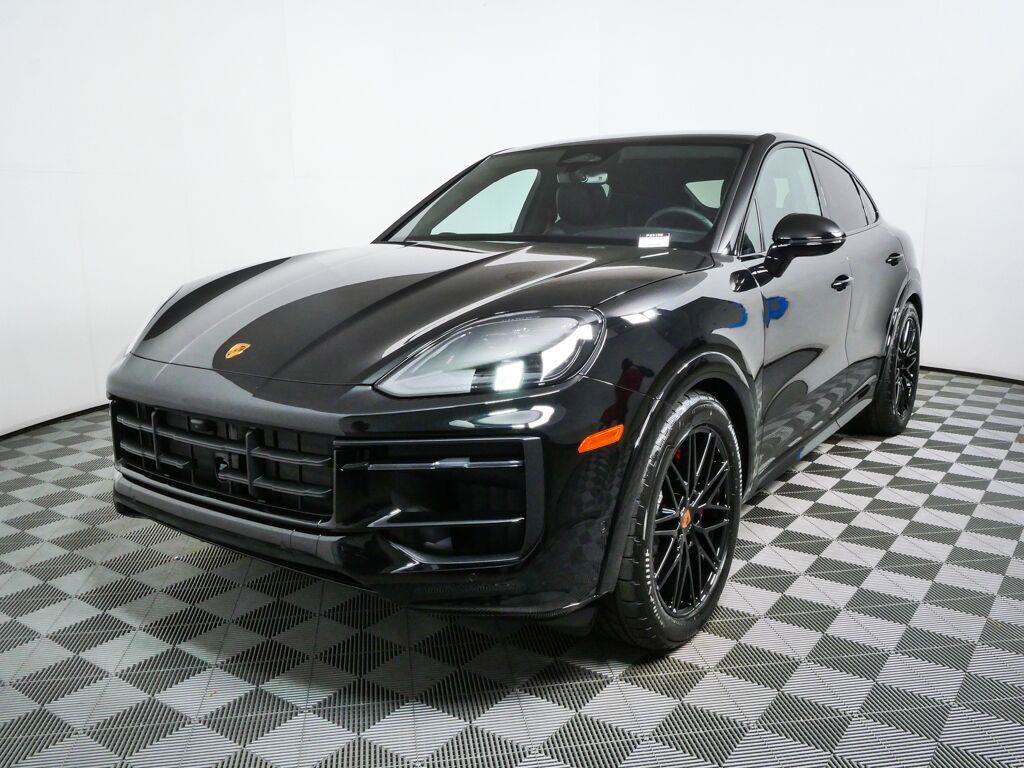 New 2026 Porsche Cayenne GTS AWD/4WD image 1