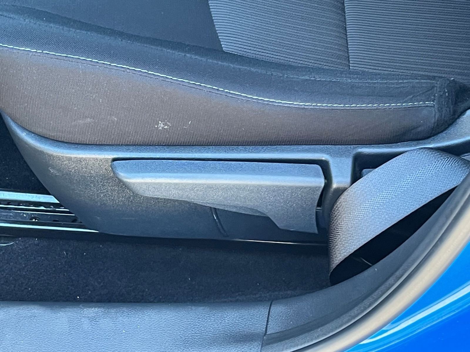 Used 2025 Nissan Sentra SV FWD image 22
