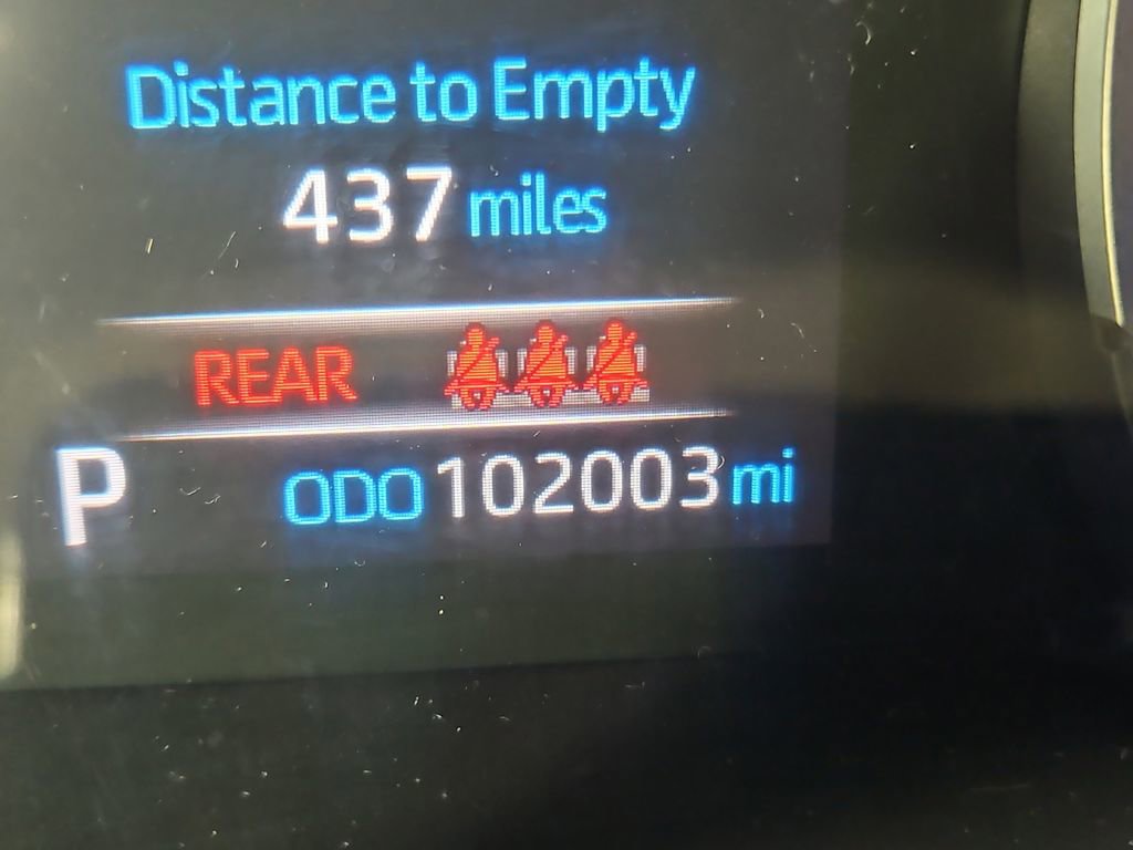 Used 2019 Toyota RAV4 XLE w/ Carpet Mat Package image 17