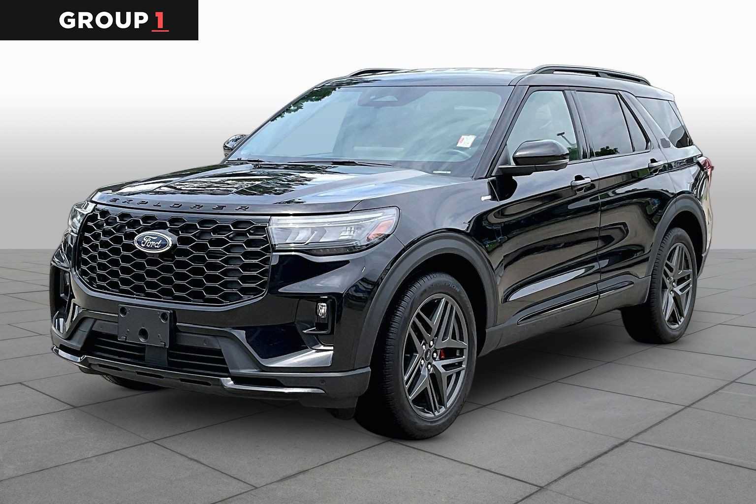 Used 2025 Ford Explorer ST-Line w/ ST-Line Street Pack AWD/4WD image 1