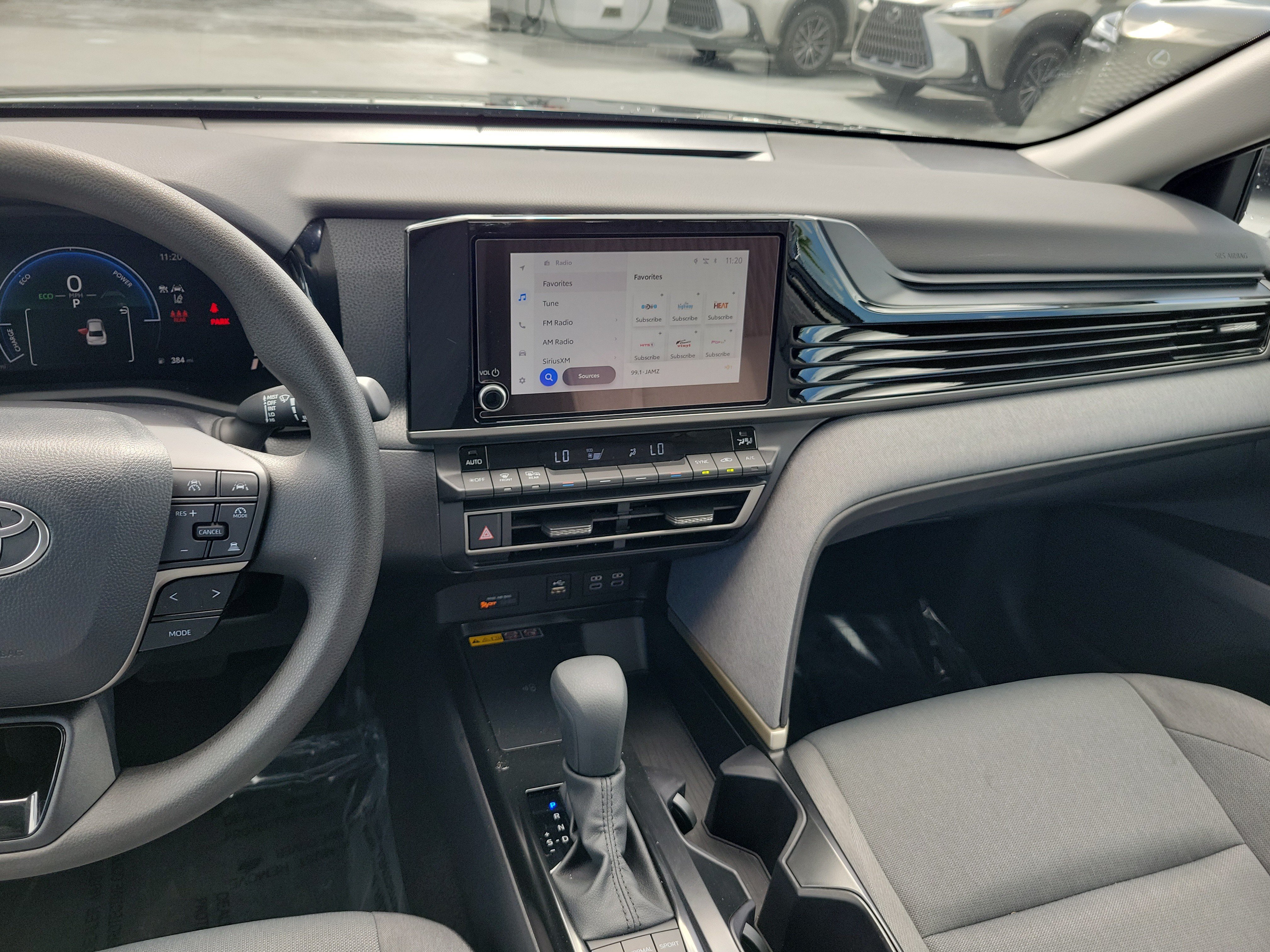 Used 2026 Toyota Camry LE FWD image 17