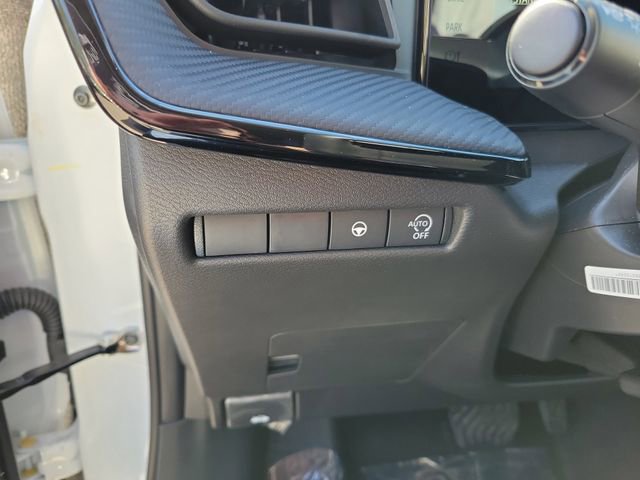 New 2026 Nissan Kicks SR FWD image 10