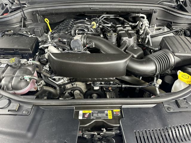 Used 2023 Dodge Durango SXT image 26