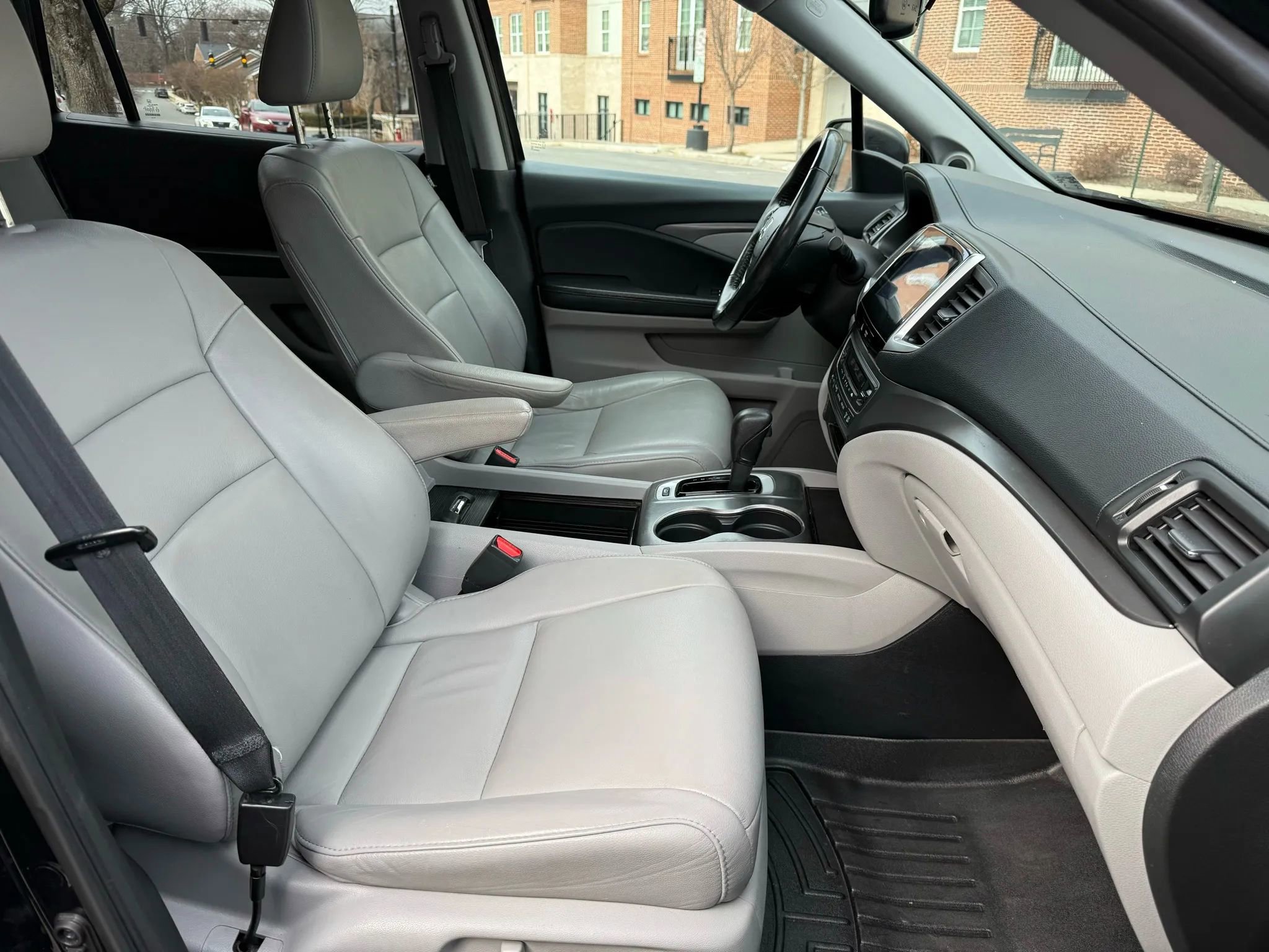 Used 2016 Honda Pilot EX-L image 29