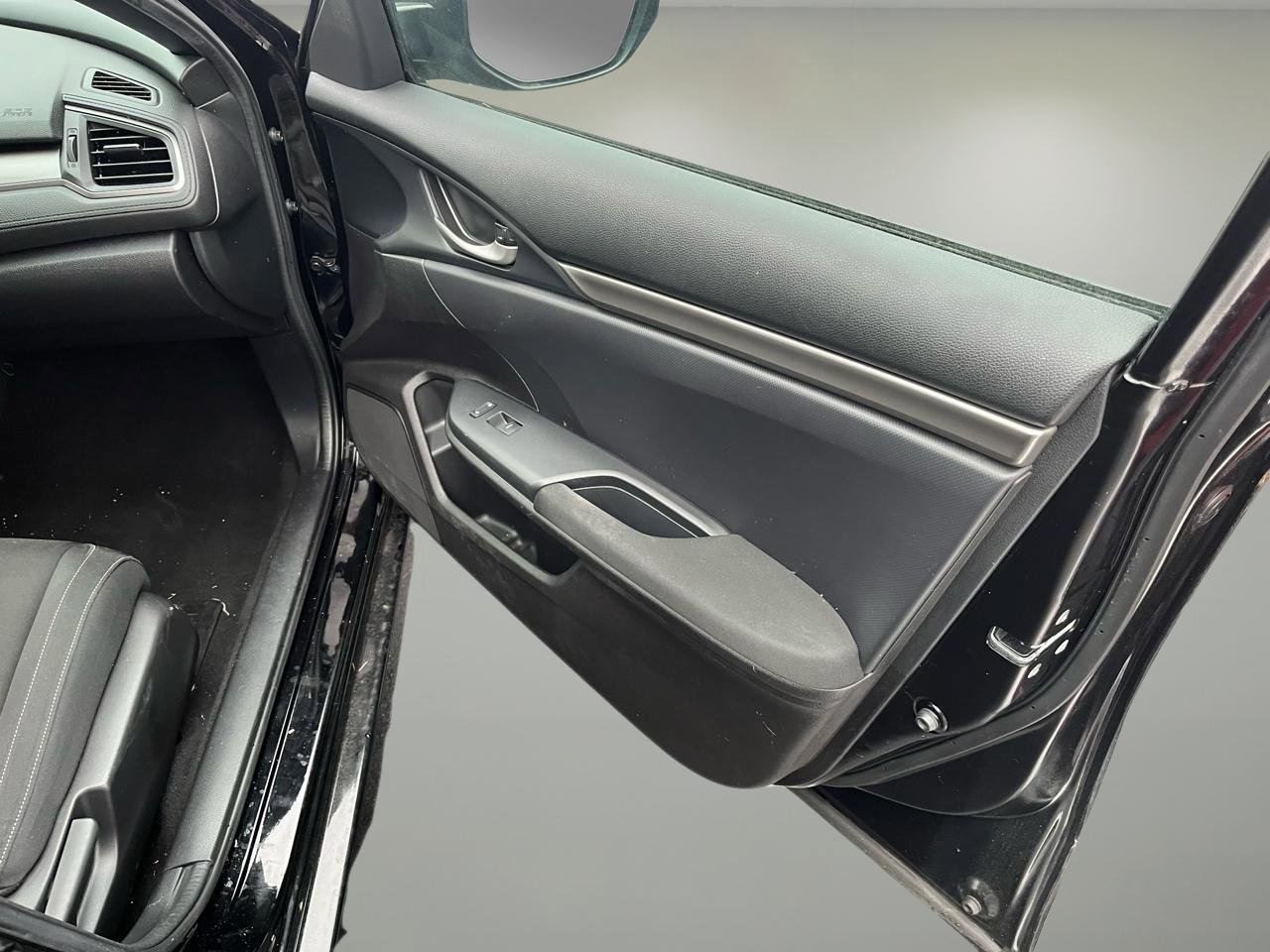 Used 2019 Honda Civic LX image 19