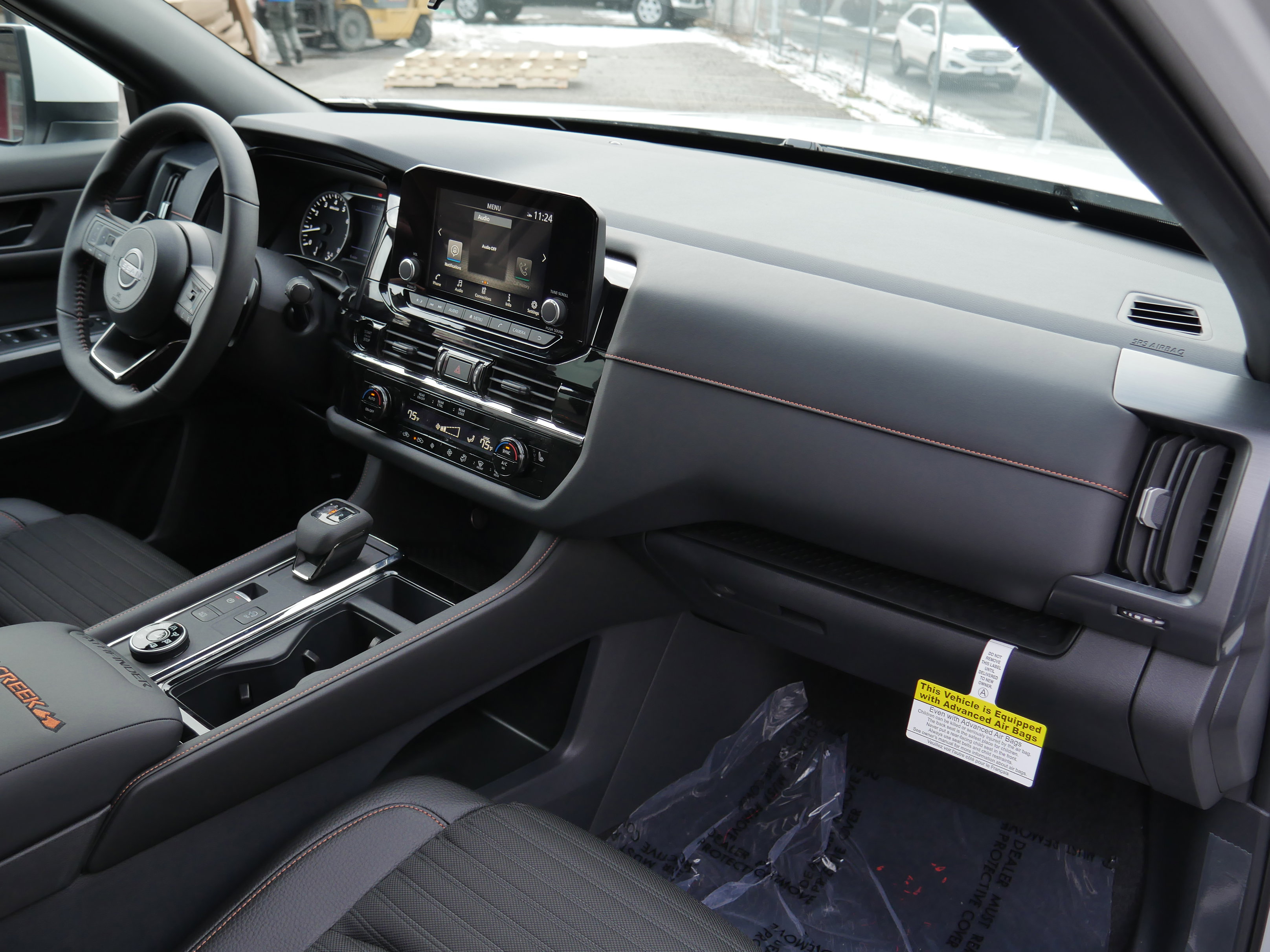 New 2025 Nissan Pathfinder Rock Creek image 25