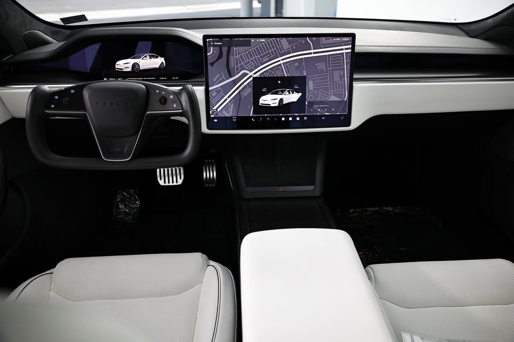 Used 2022 Tesla Model S Plaid image 29