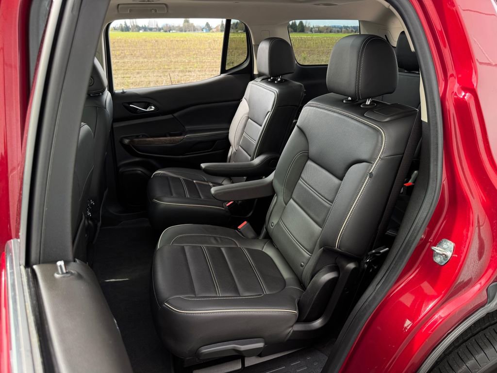 Used 2020 GMC Acadia Denali w/ Denali Ultimate Package AWD/4WD image 25