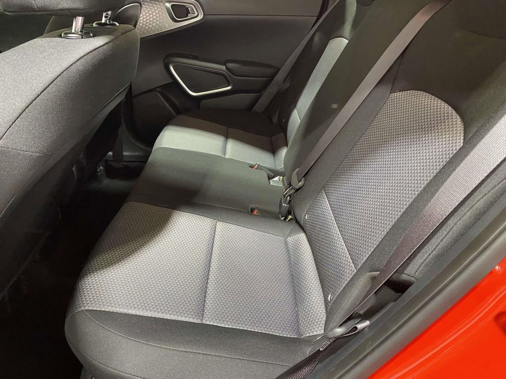 Used 2024 Kia Soul S image 11