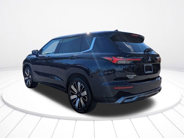New 2026 Mitsubishi Outlander SE image 5