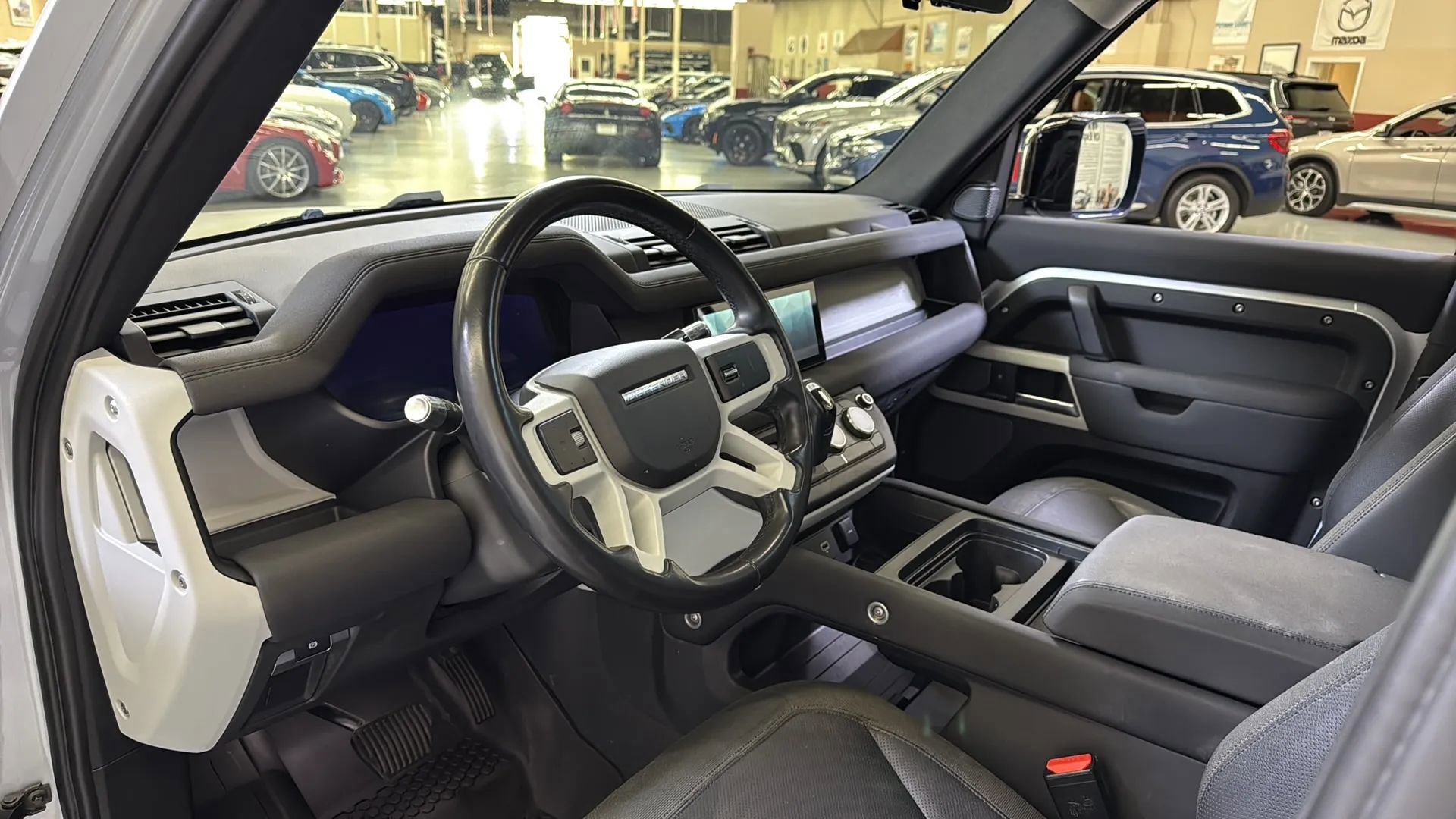 Used 2020 Land Rover Defender 110 First Edition AWD/4WD image 14