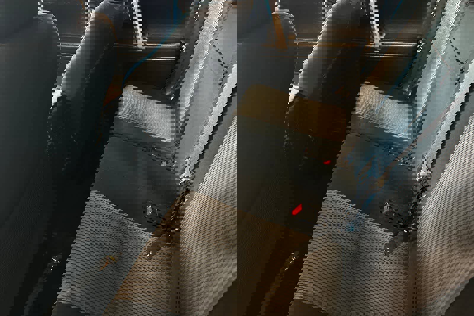 Used 2022 Toyota 4Runner SR5 image 5