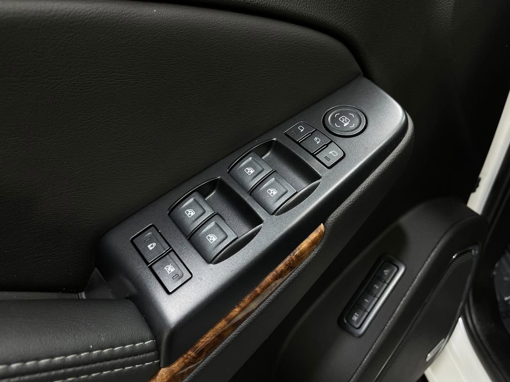Used 2018 Chevrolet Tahoe Premier w/ Max Trailering Package image 17