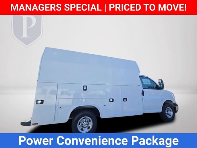 New 2025 Chevrolet Express 3500 w/ Power Convenience Package image 4