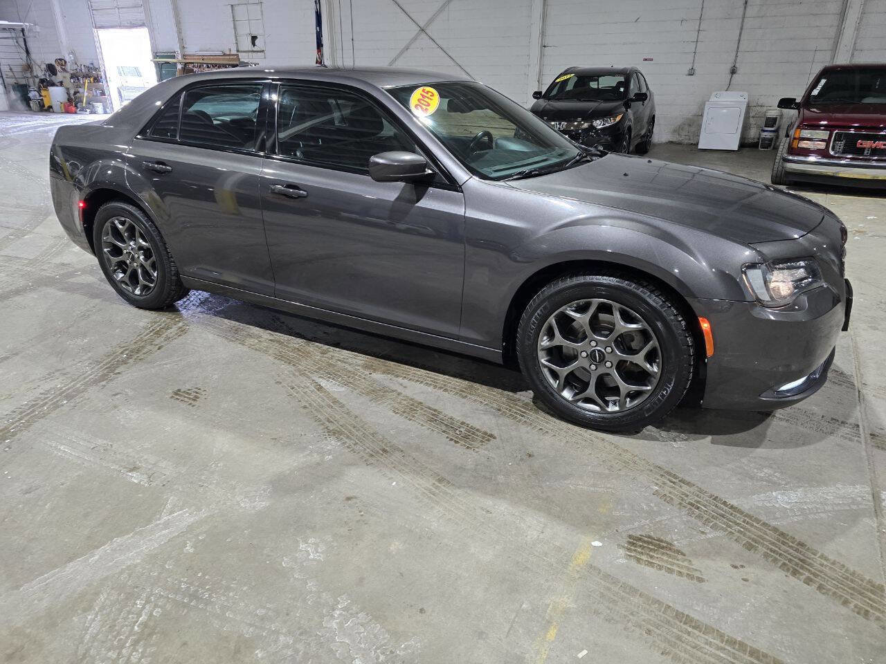 Used 2015 Chrysler 300 S image 16