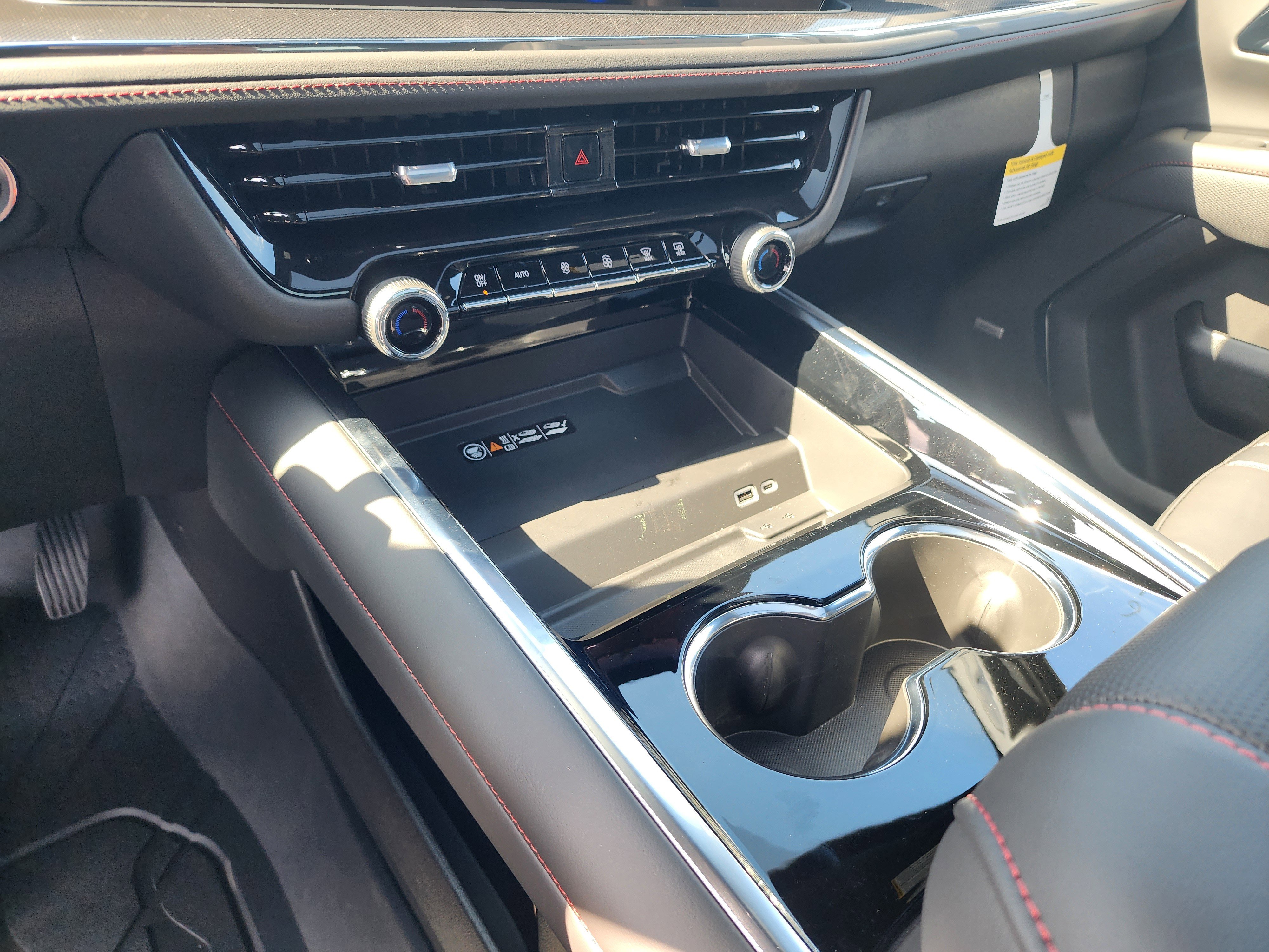 New 2026 Chevrolet Suburban RST w/ Comfort Package image 36