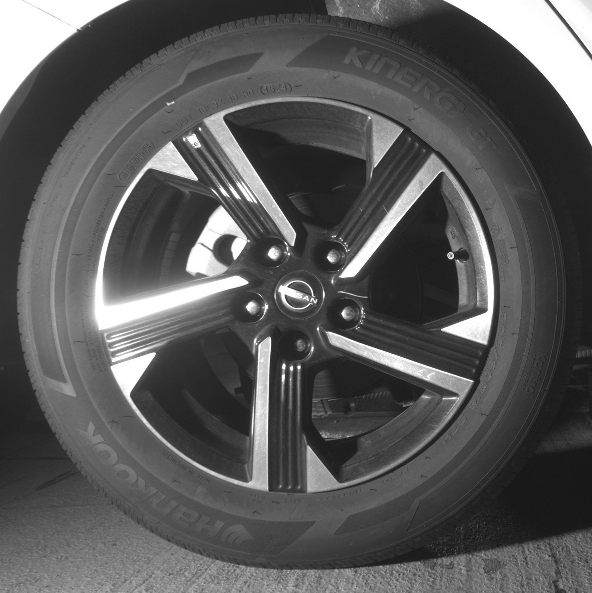 Used 2025 Nissan Sentra SV image 14