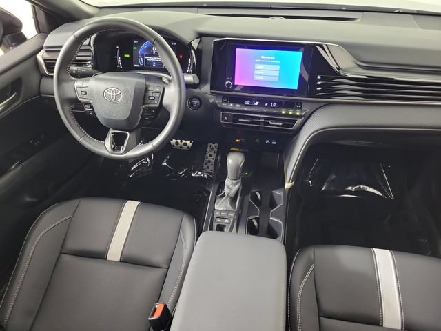 Used 2026 Toyota Camry SE FWD image 15