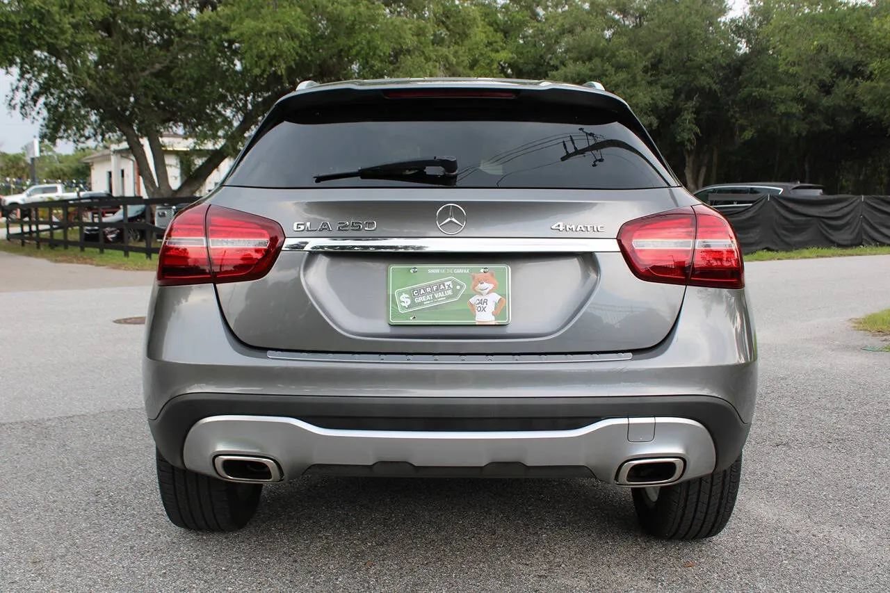 Used 2018 Mercedes-Benz GLA 250 4MATIC w/ Premium Package image 7