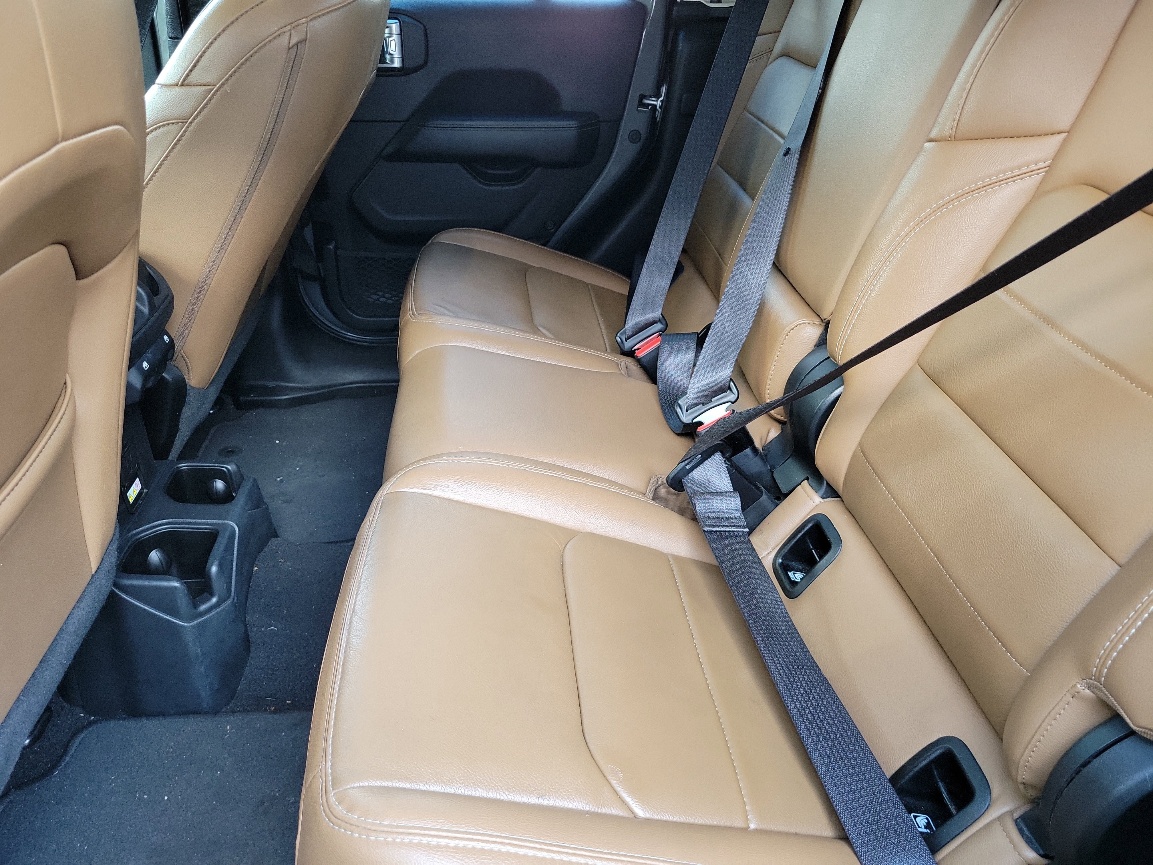 Used 2021 Jeep Gladiator Overland w/ Popular Equipment Package AWD/4WD image 12