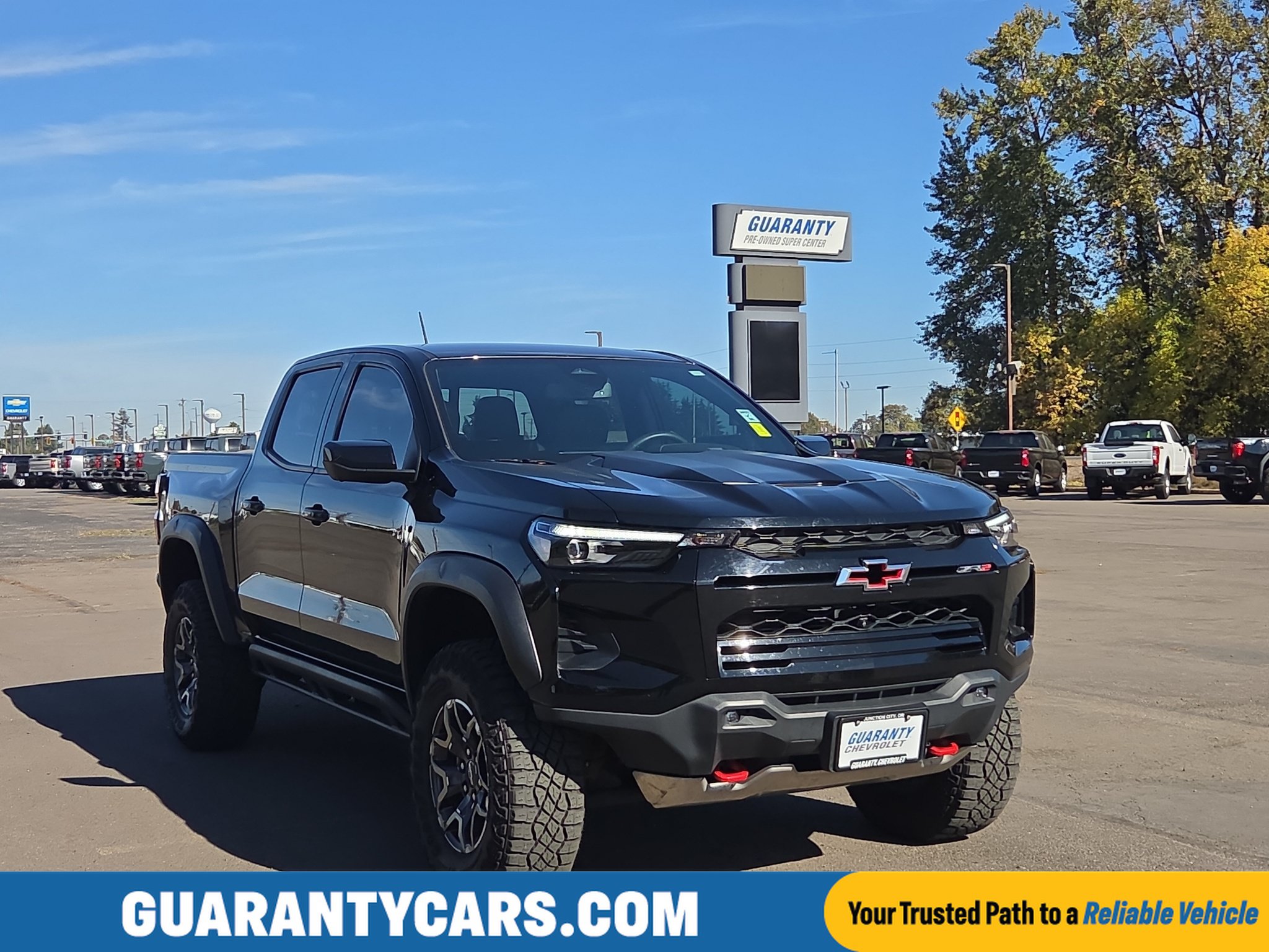 Used 2023 Chevrolet Colorado ZR2 w/ ZR2 Convenience Package III AWD/4WD image 1