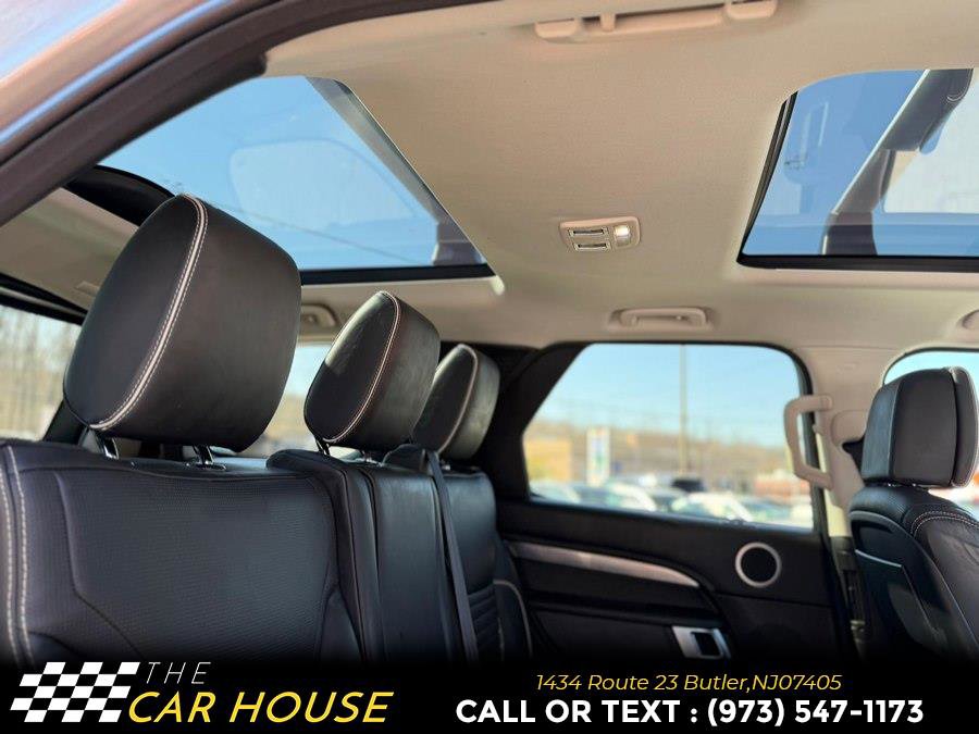 Used 2017 Land Rover Discovery First Edition image 22