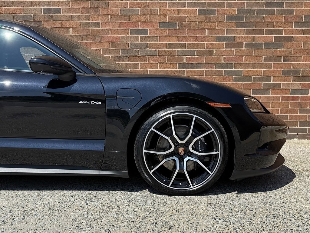 New 2025 Porsche Taycan image 11
