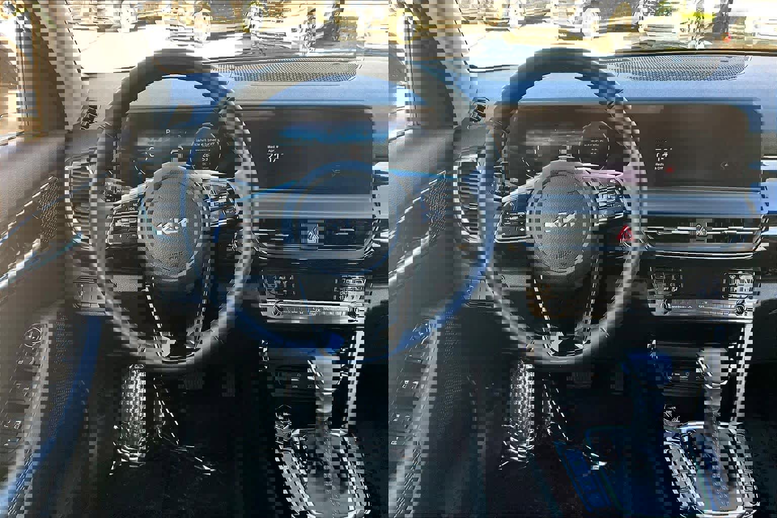 Used 2024 Kia Seltos X-Line image 6