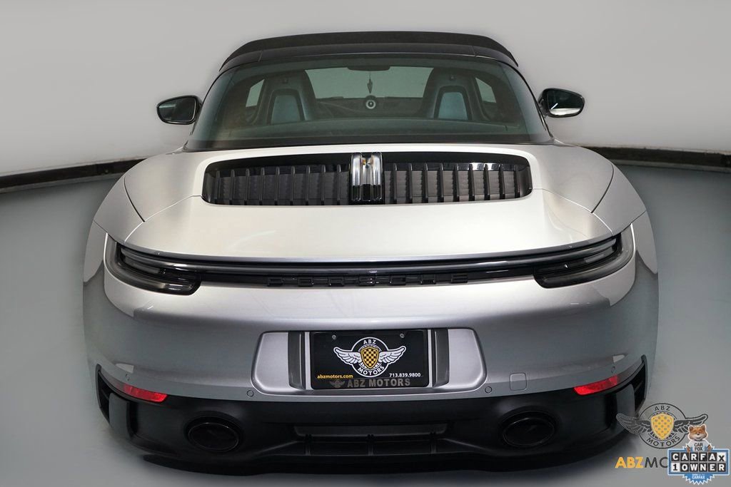 Used 2024 Porsche 911 Targa 4 GTS image 8