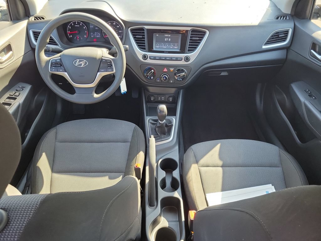 Used 2021 Hyundai Accent SE FWD image 16