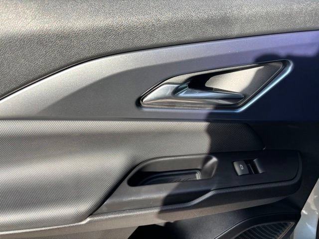 Certified 2024 Chevrolet Equinox EV LT AWD/4WD image 17