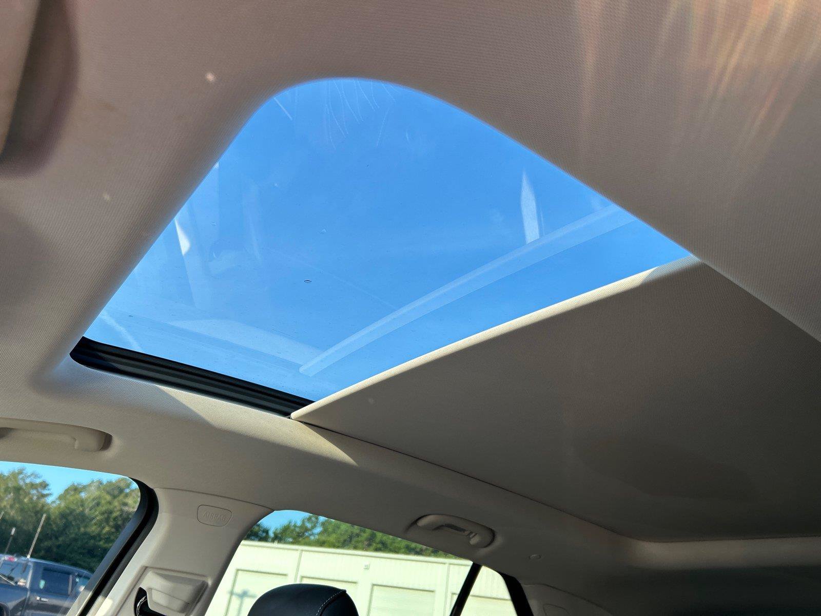 Used 2023 Buick Envision Avenir FWD image 14