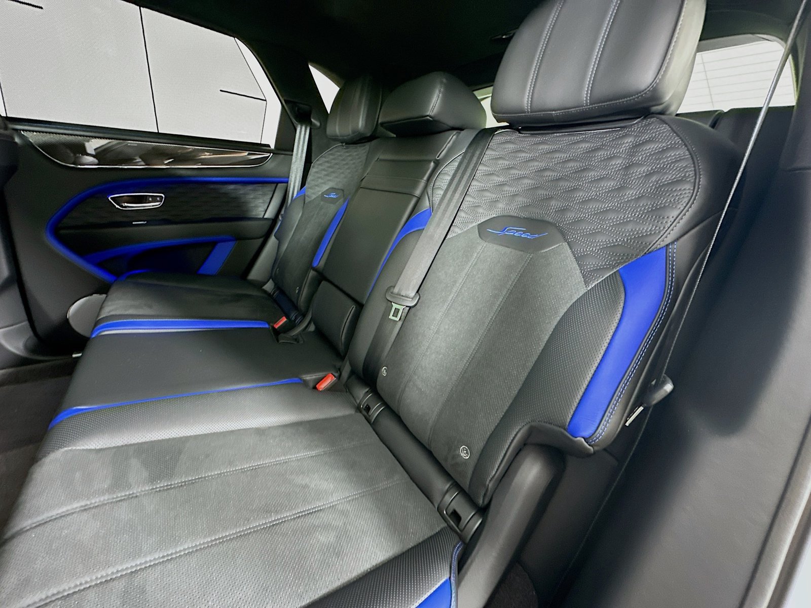 New 2026 Bentley Bentayga Speed AWD/4WD image 36