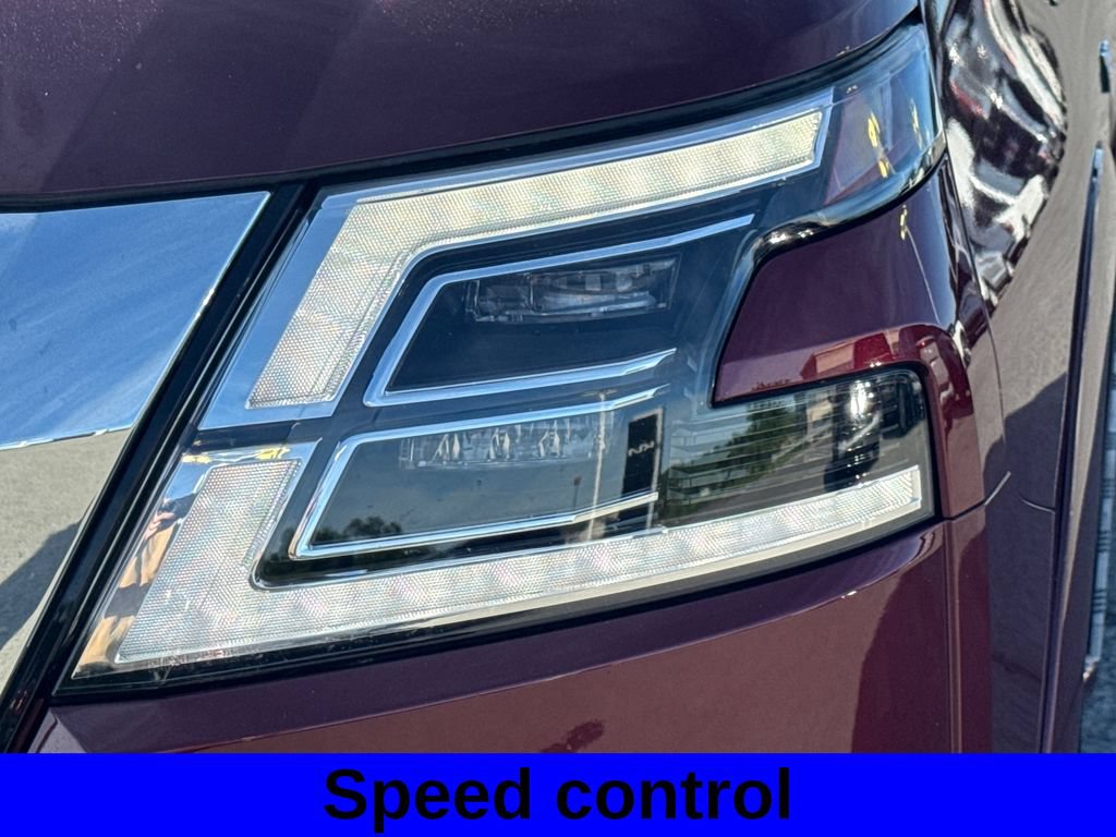 Used 2022 Nissan Armada Platinum w/ Captain's Chairs Package AWD/4WD image 17