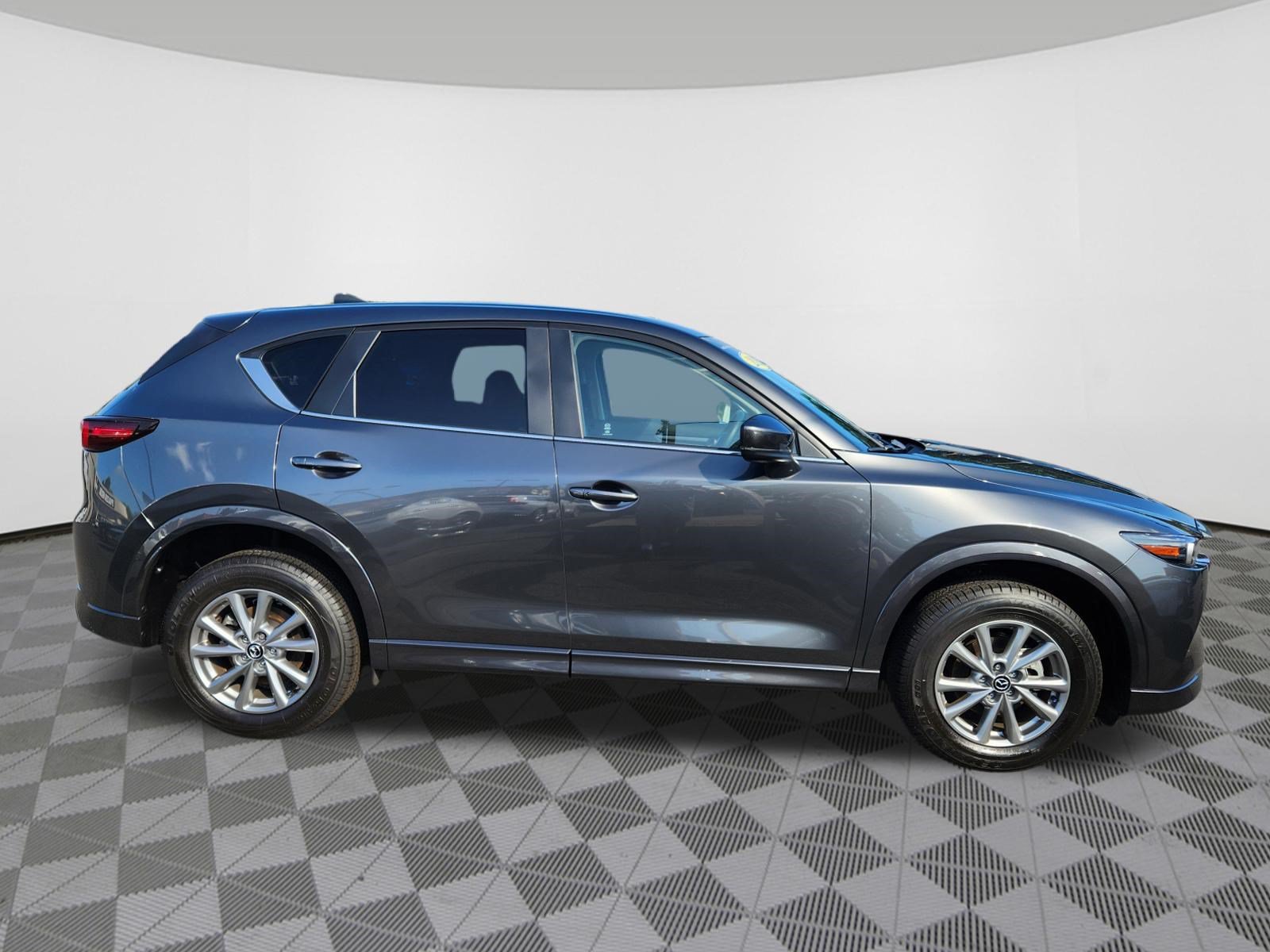Certified 2025 MAZDA CX-5 AWD 2.5 S w/ Select Package image 6