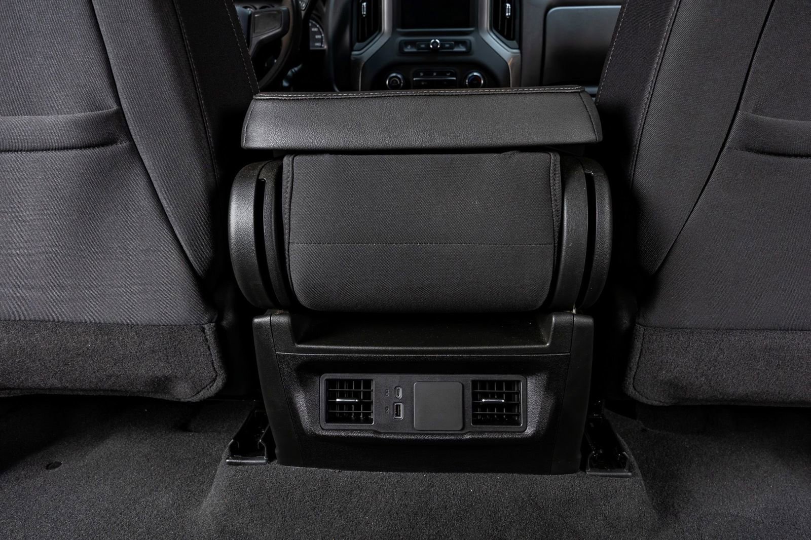 Used 2025 Chevrolet Silverado 2500 Custom w/ Custom Value Package AWD/4WD image 31