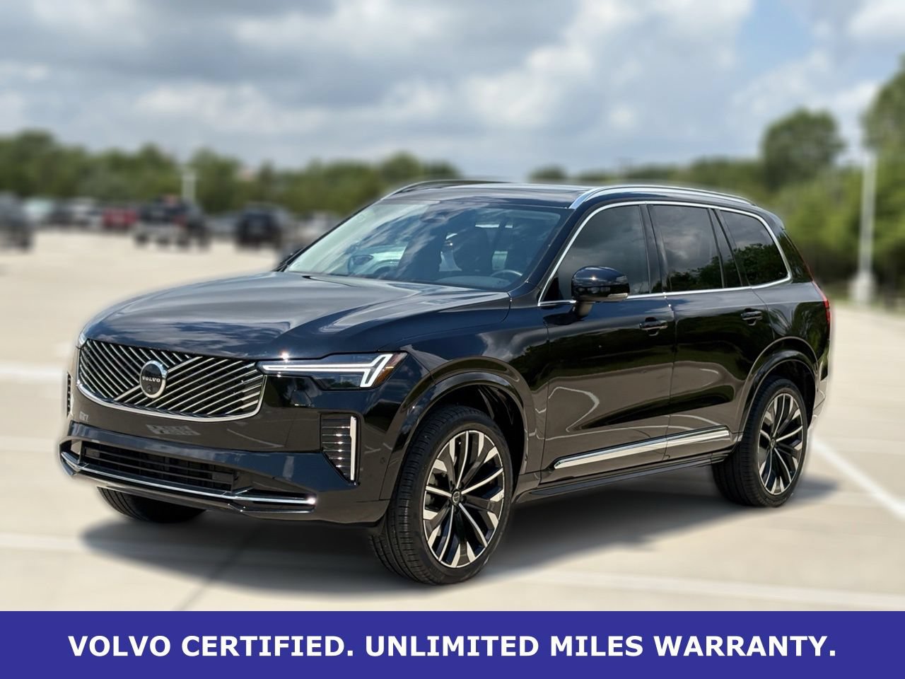 Certified 2025 Volvo XC90 B6 Plus AWD/4WD image 4