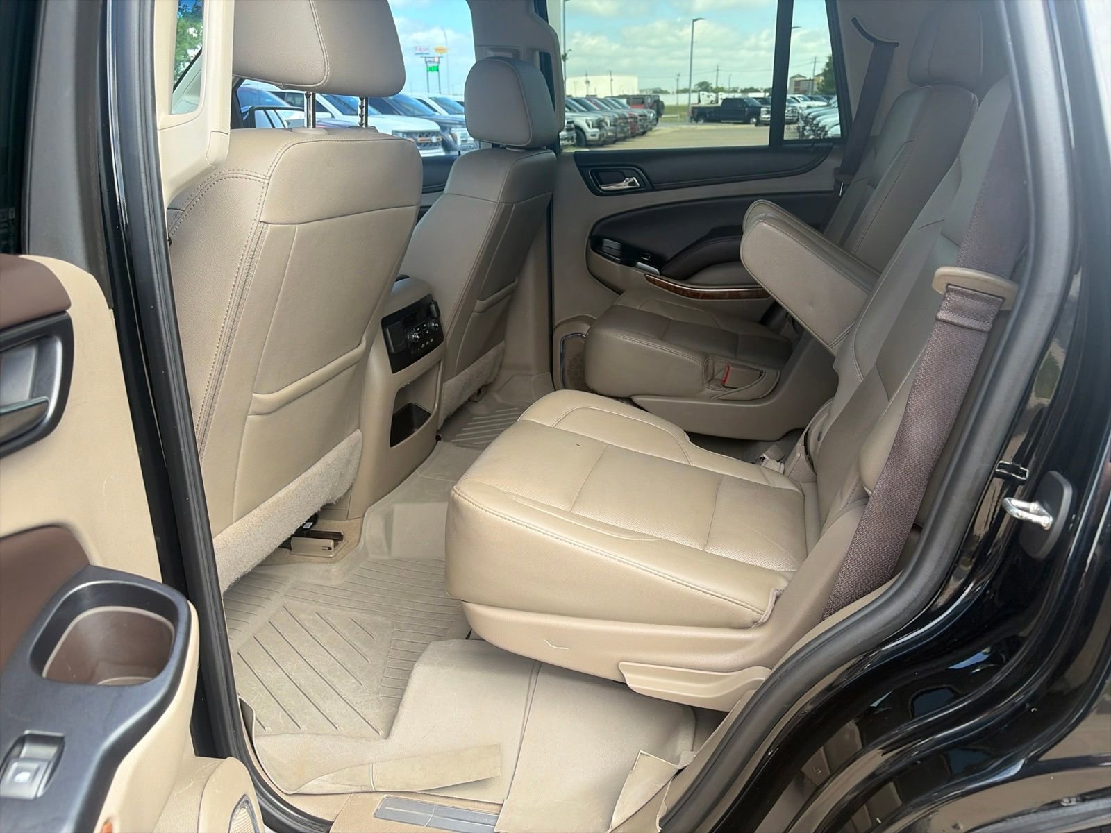 Used 2019 Chevrolet Tahoe Premier AWD/4WD image 20