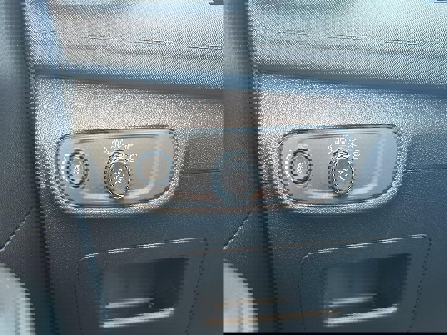 Used 2025 Chevrolet TrailBlazer LT image 15