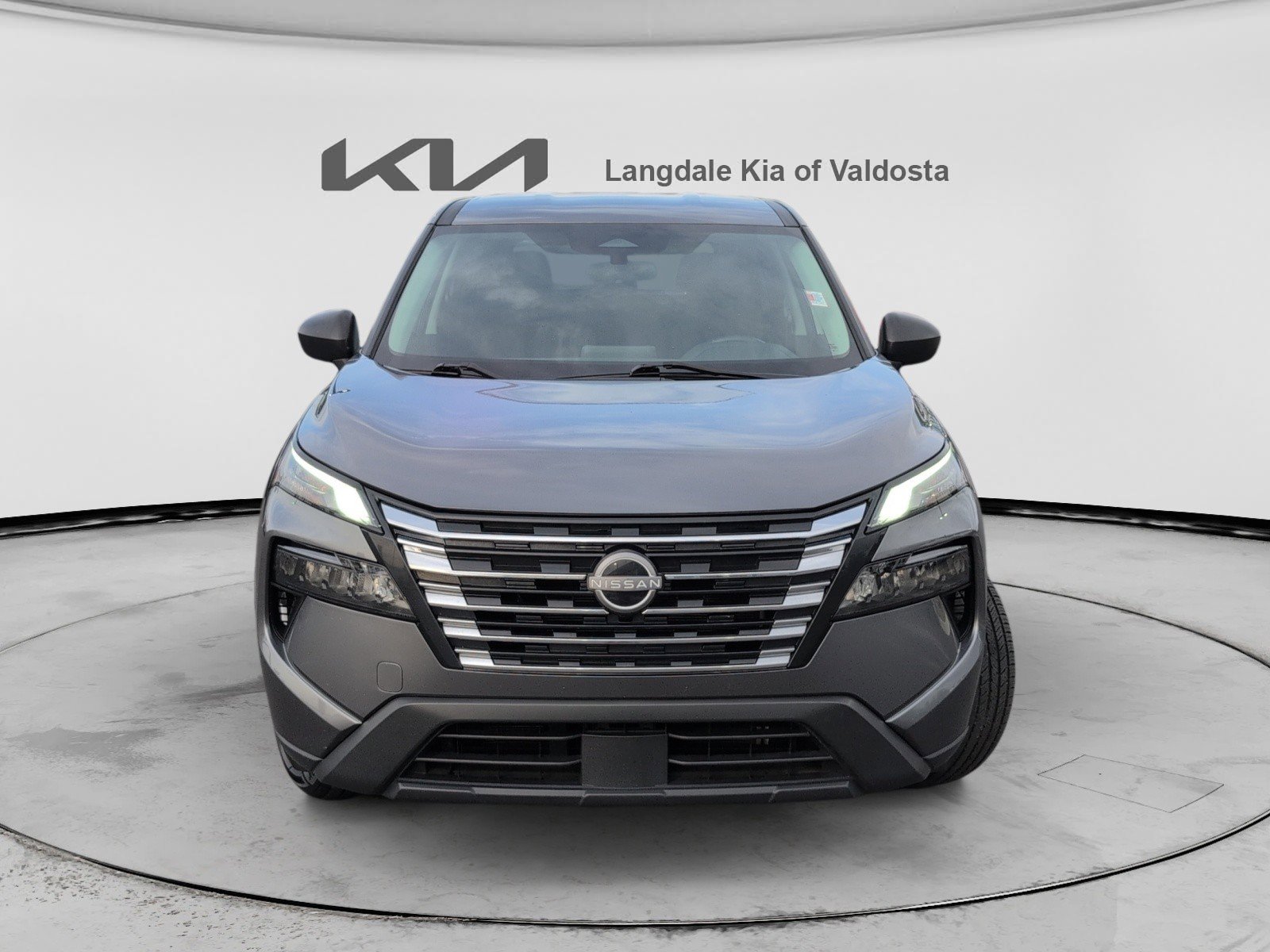 Used 2024 Nissan Rogue S FWD image 12