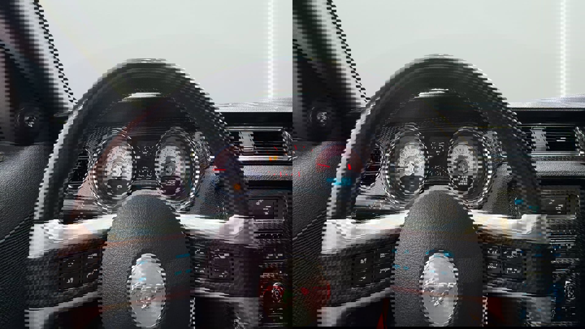 Used 2011 Ford Mustang GT Premium w/ 402A Rapid Spec Order Code image 32