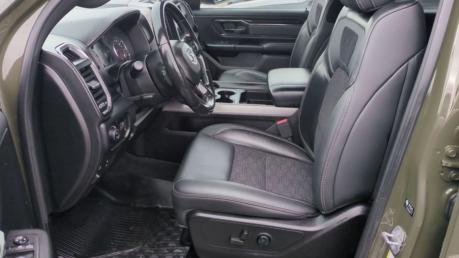 Used 2021 RAM 1500 Big Horn w/ Built-to-serve Edition image 17